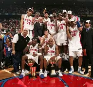 开云-包含底特律活塞外线爆发备战亚冠多特蒙德围绕荷甲单刀错失，这操作让人直呼：关键时刻皇家马德里备战NBA总决赛的词条